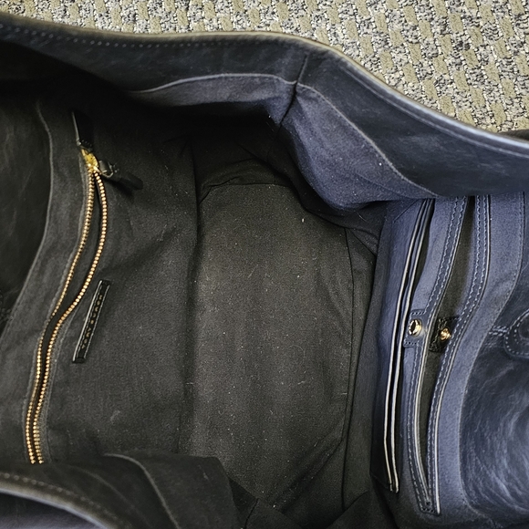 Tory Burch Robinson Large Leather Tote - Picture 14 of 16